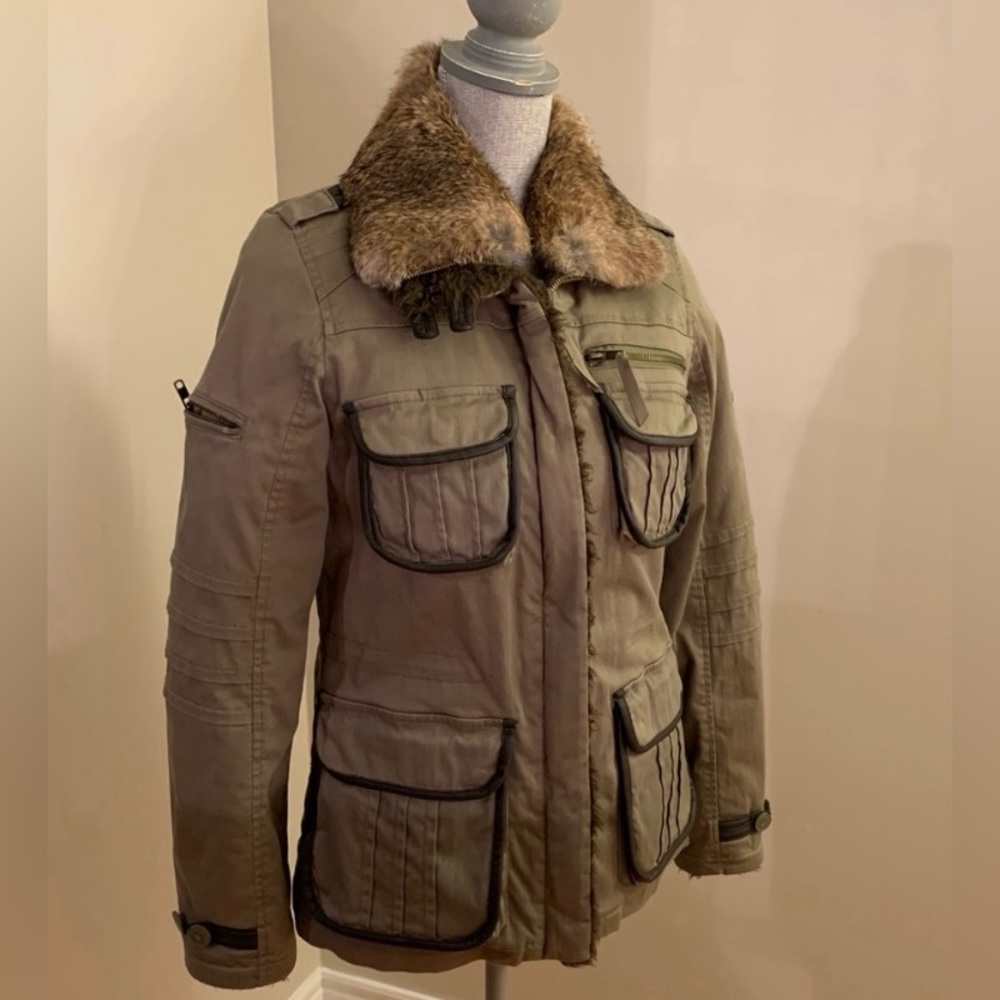Two Angel Women’s Coat